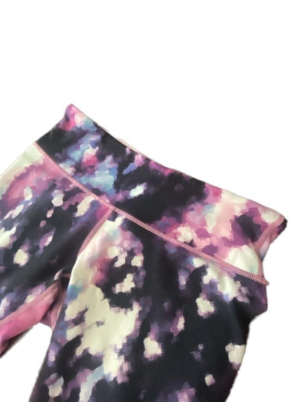 Lululemon SOULCycle Wunder Under Crop III in Blooming Pixie Multi, Size 8